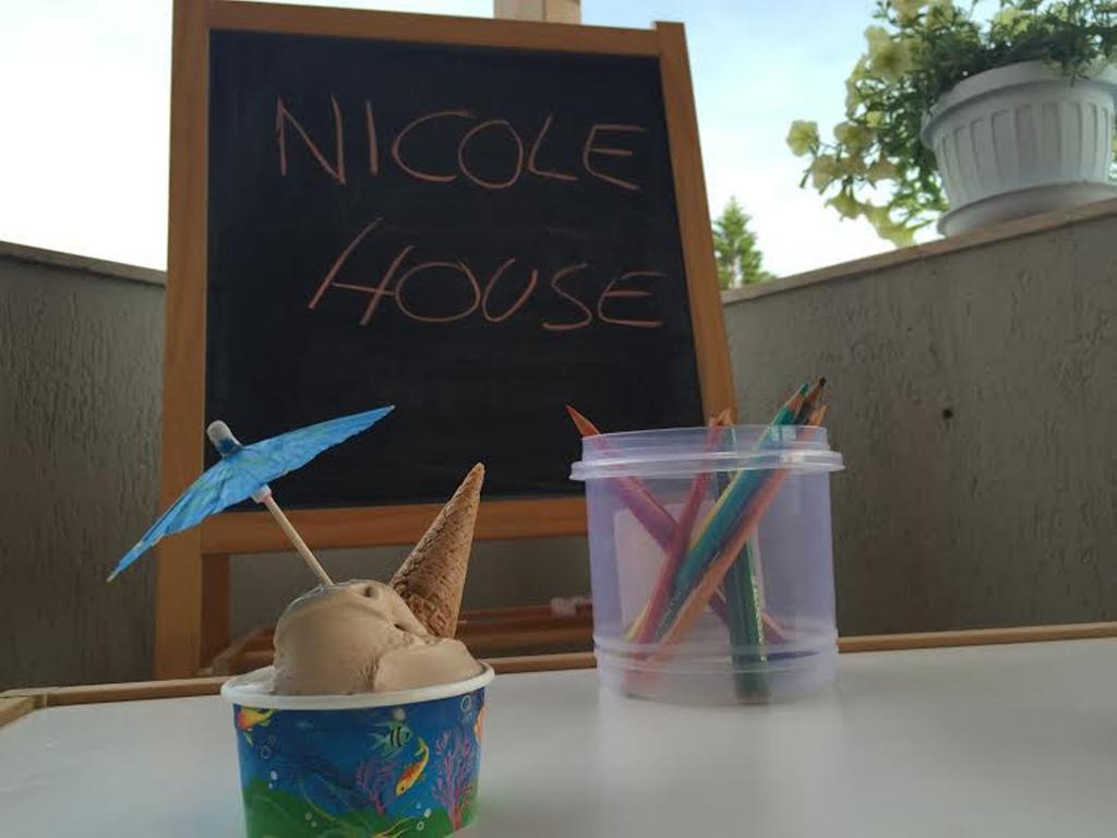 בלסטראטה Casa Vacanze Nicole מראה חיצוני תמונה